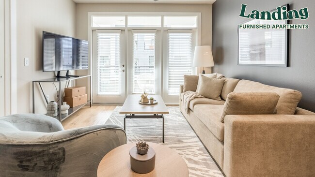 Building Photo - 3300 N Scottsdale Rd