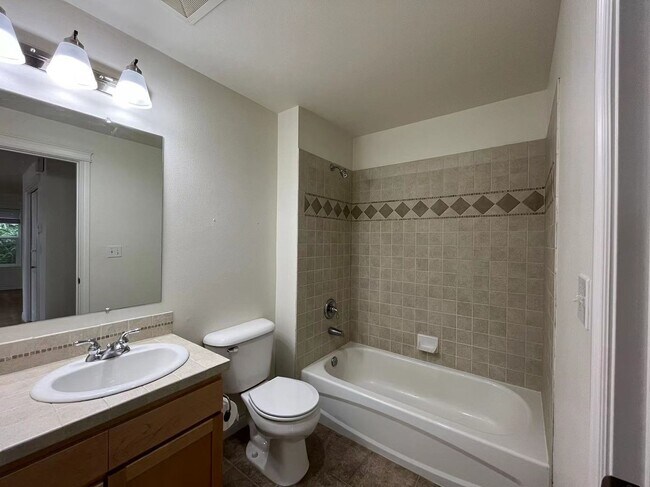 Building Photo - 1428 NW 59th St