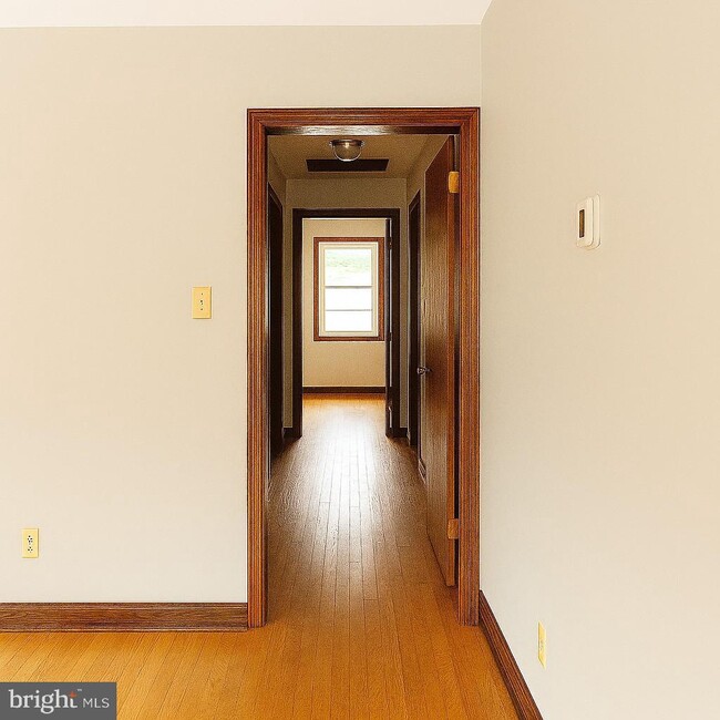 Building Photo - 111 Green St