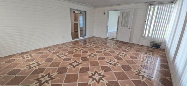 Building Photo - Move-In Ready 2BR/2BA Home with Solar & Bo...