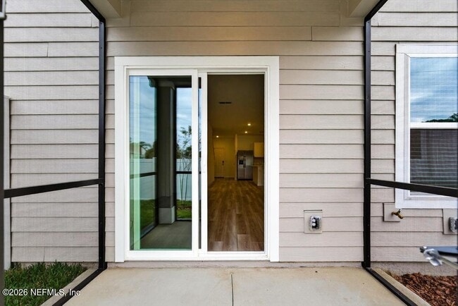 Building Photo - 3967 Mid Century St