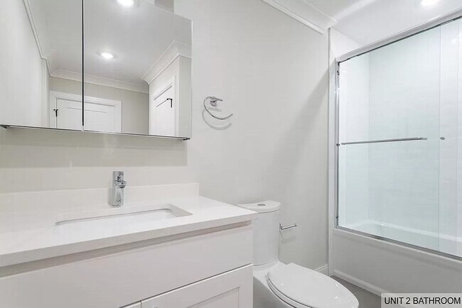 Building Photo - 68 Day St