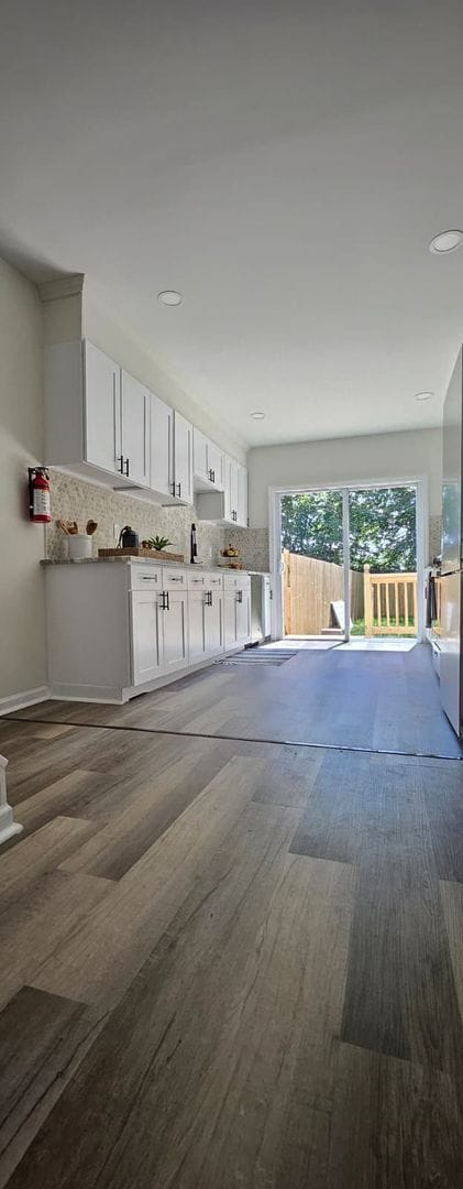 Building Photo - New and Big house nice Beautiful 3 floors