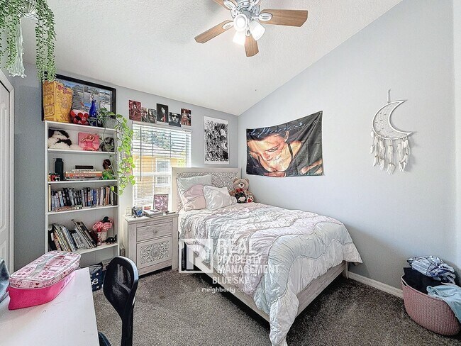 Building Photo - 7624 Red Mill Cir