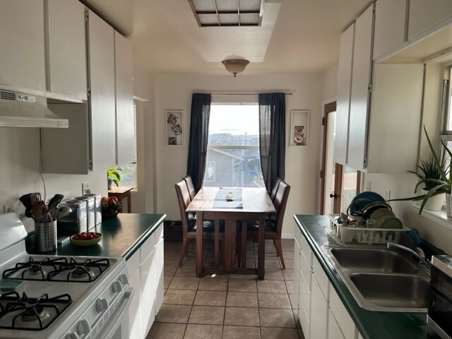 Building Photo - 6077 N Arlington Blvd