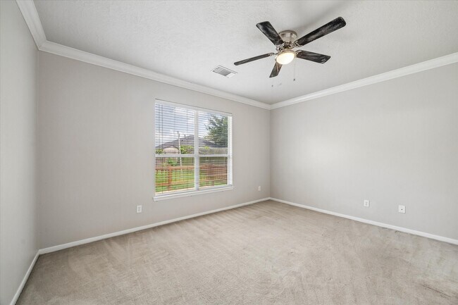 Building Photo - 6218 Lovage Ave