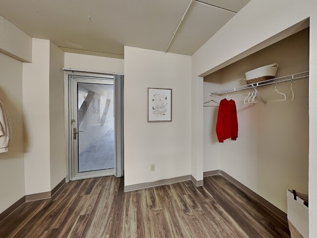 Building Photo - 119 Stanton Ave