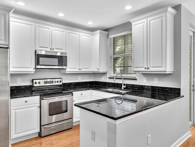 Building Photo - 2751 Ravella Way