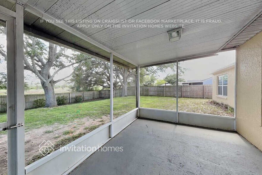 Building Photo - 14841 Margaux Dr