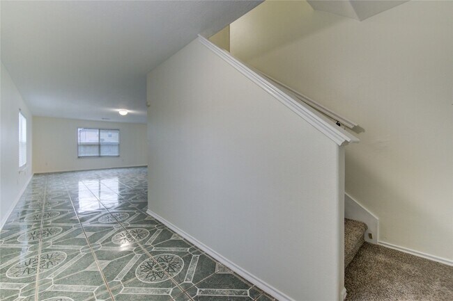Building Photo - 9926 Myrtle Field Ln