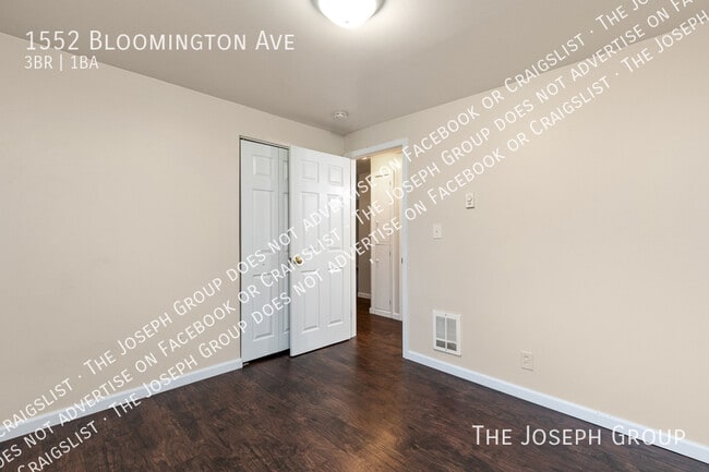 Building Photo - 1552 Bloomington Ave