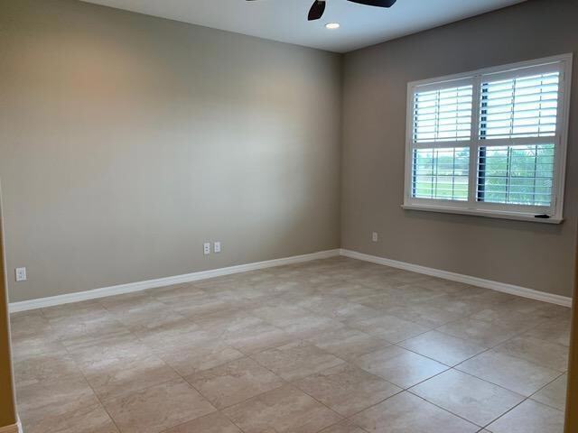 Building Photo - 8890 Napolo Dr