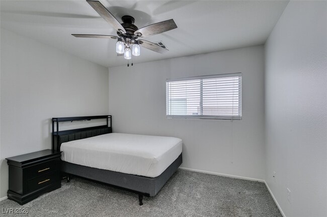 Building Photo - 6341 W Haleh Ave