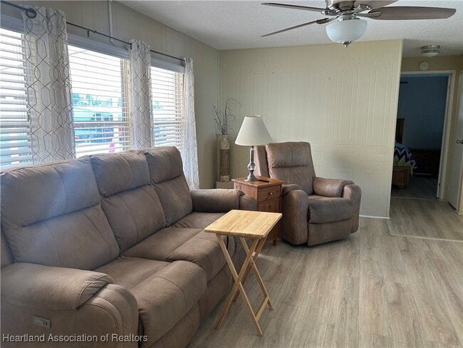 Building Photo - 2112 Banyan Way
