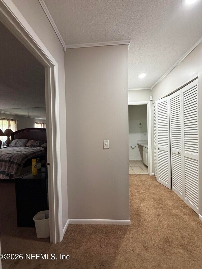 Building Photo - 396 Regency Wood Dr