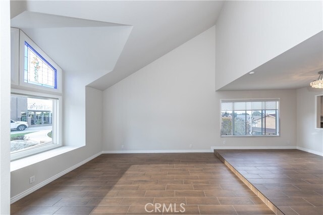 Building Photo - 1091 S Burlwood Dr