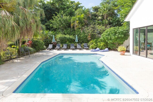 Building Photo - 2905 Polo Island Dr