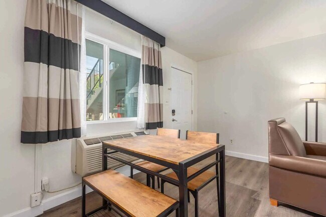 Building Photo - Fully Equipped Aparthotel! Tour Today and ask about our amenity package!