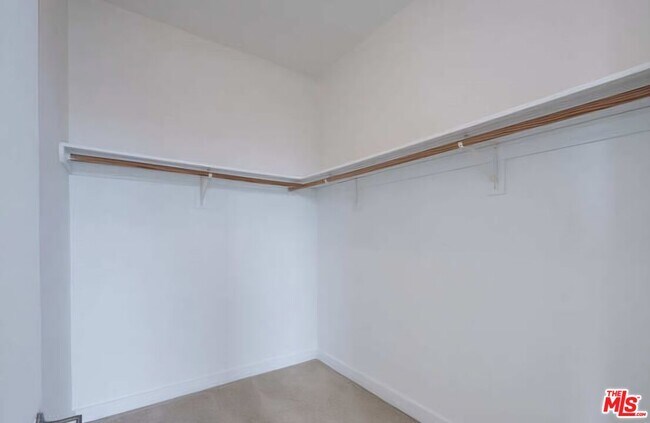 Building Photo - 3810 Wilshire Blvd