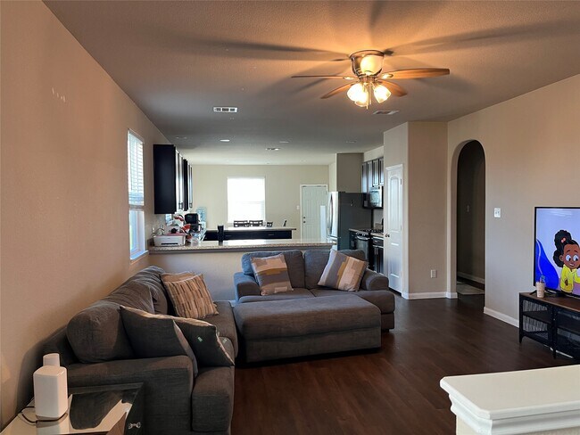 Building Photo - 17275 Quiet Song Ct