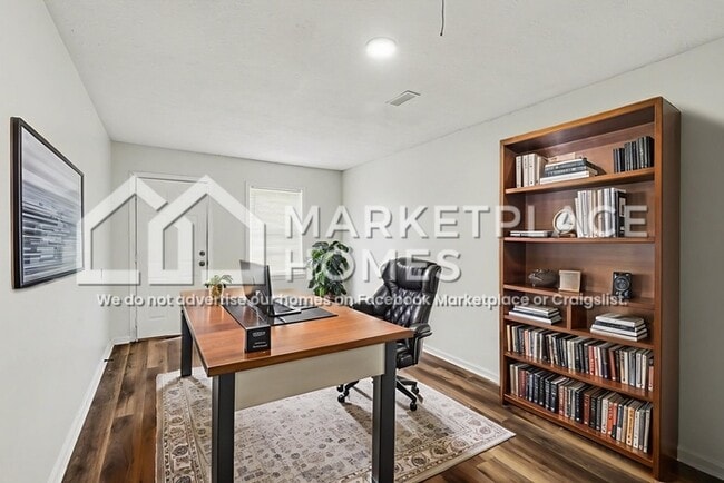 Building Photo - 7960 E Field Dr