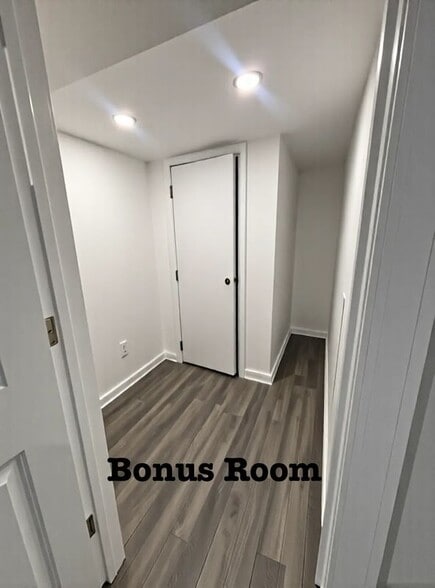 Building Photo - 55 Church Dr