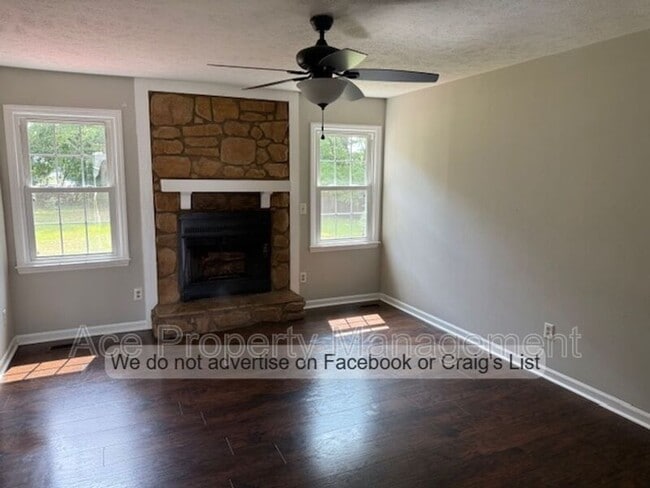 Building Photo - 2509 Quail Forest Dr