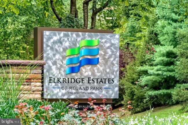 Building Photo - 11 Over Ridge Ct