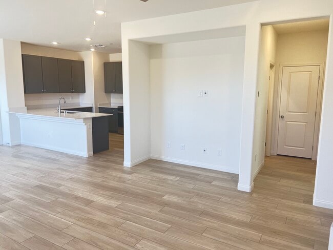 Building Photo - 3545 Via Aurelia Ln
