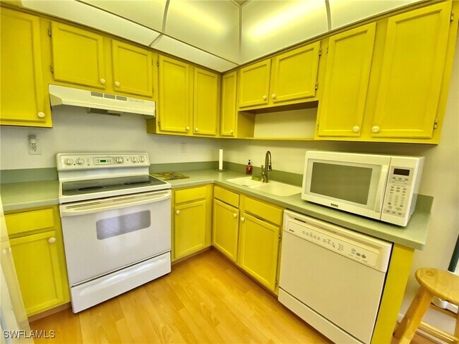 Building Photo - 1516 Mainsail Dr