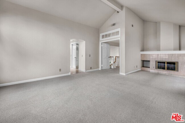 Building Photo - 7517 W 81st St