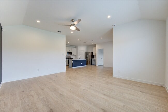 Building Photo - 29910 Ousel Falls Ln