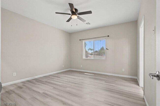 Building Photo - 4966 Andover Dr