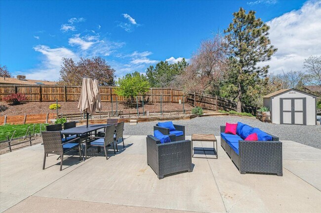 Building Photo - 3306 S Kittredge St