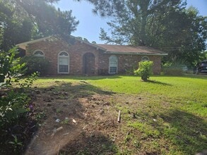 Building Photo - 308 Sultan Ct