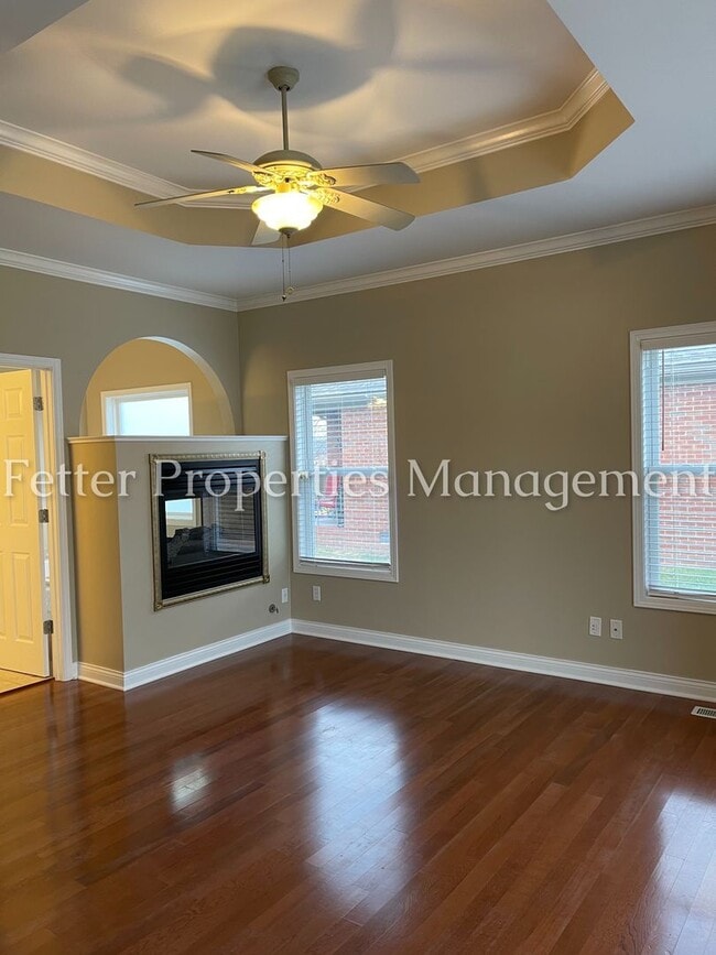 Building Photo - Gorgeous Northside Home