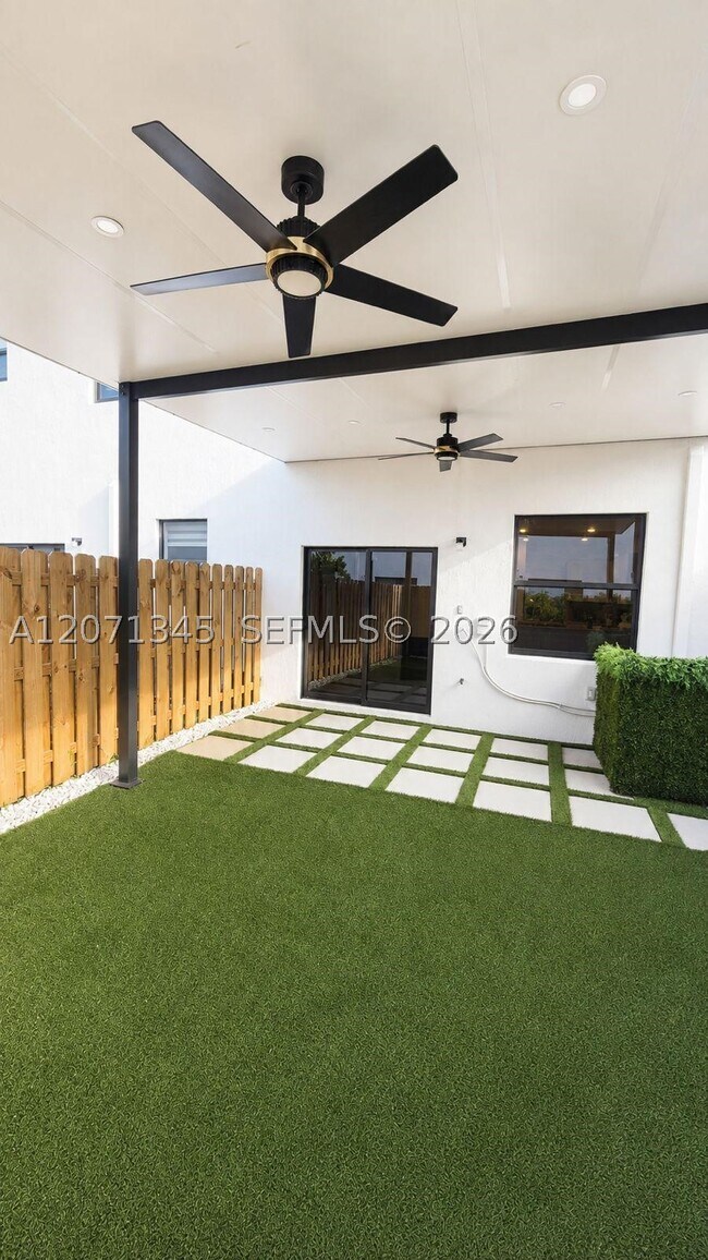 Building Photo - 12891 SW 232nd St