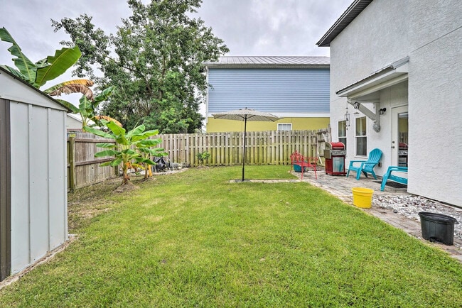 Building Photo - 3723 Tiki Dr