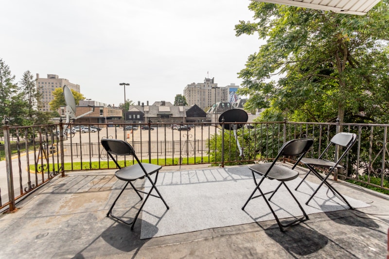 Building Photo - 63 E Palmer St