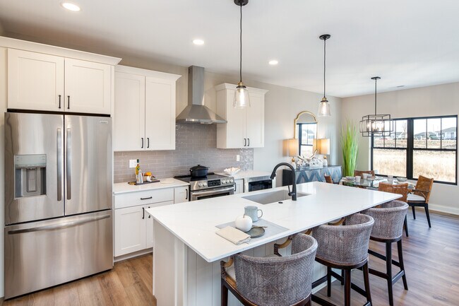 Building Photo - 2116 Aikman Dr