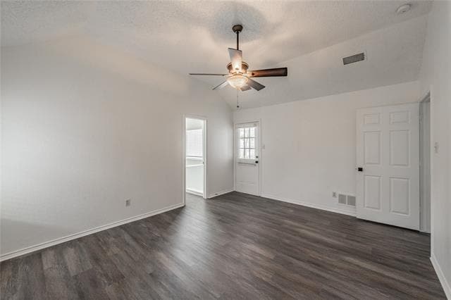 Building Photo - 308 Creekside Dr