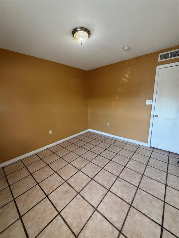 Building Photo - 1440 Holden Ave