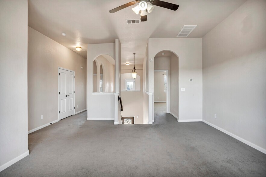 Building Photo - 6900 Deorsam Loop