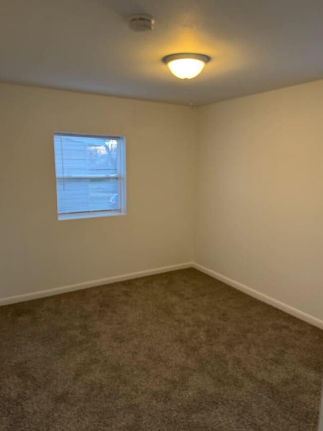 Building Photo - 2528 Wayne St