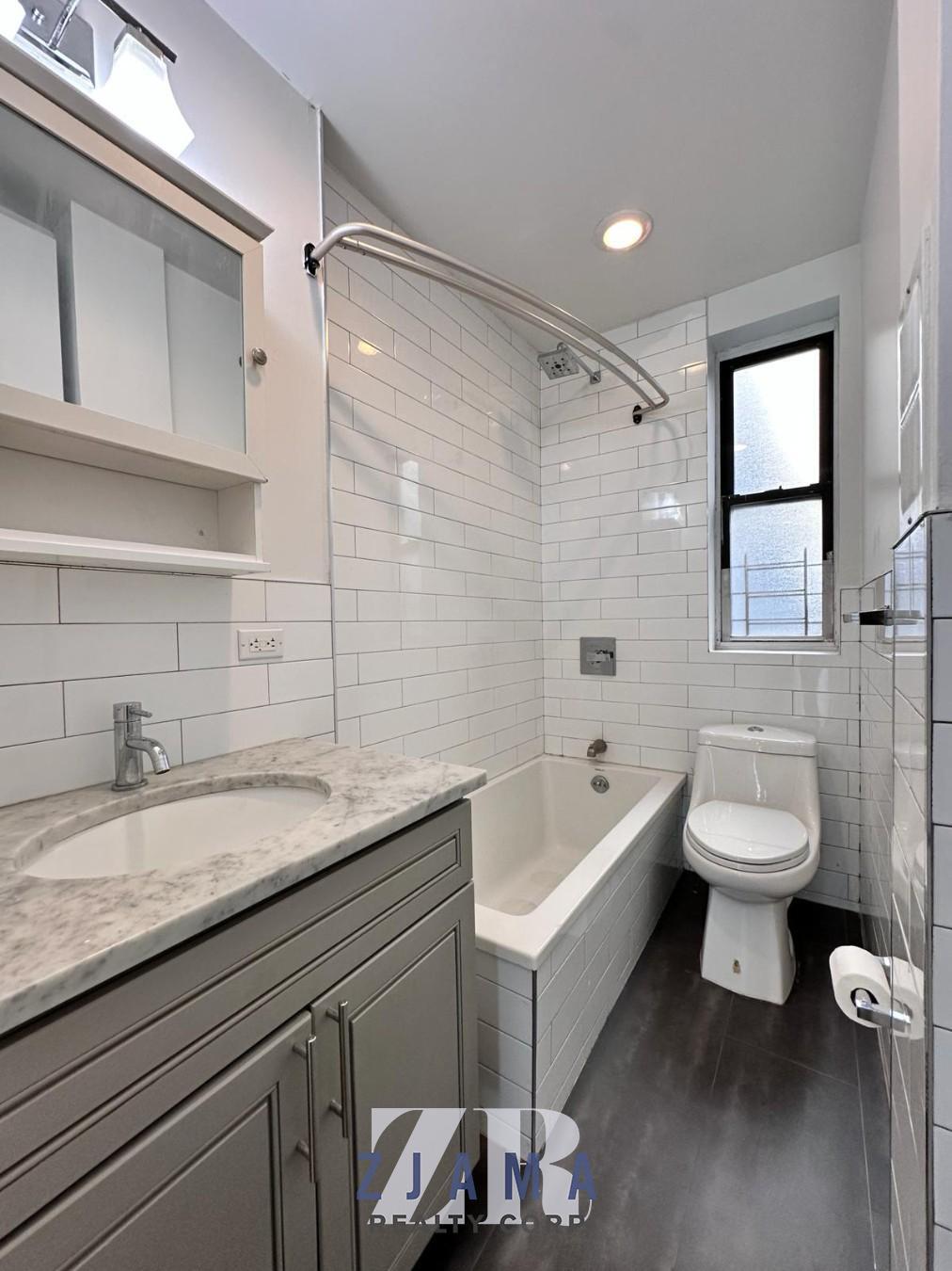 Building Photo - 410 Eastern Pkwy