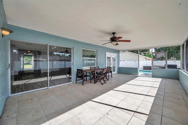 Building Photo - 1520 Windmill Pointe Rd