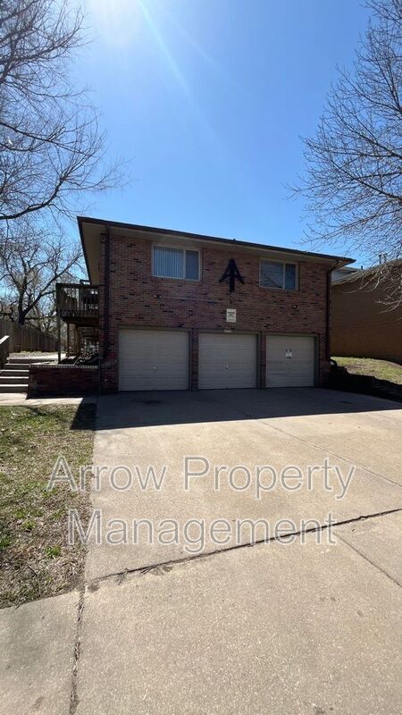 Building Photo - 1027 A St