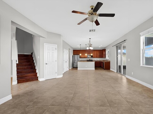 Building Photo - 2274 Geneva Dr