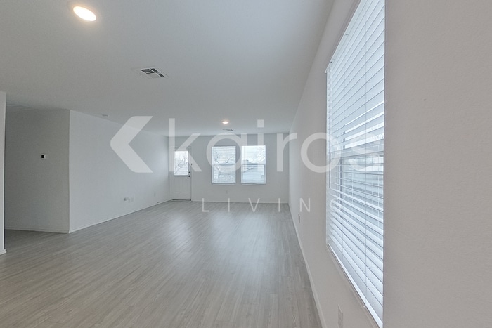 Building Photo - 5634 Mountain Point