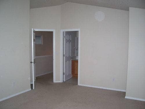 Building Photo - 4327 SE Chelsea Ln